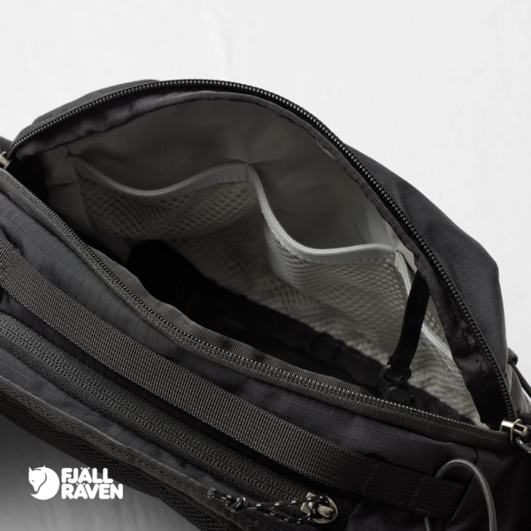 FJALL RAVEN-23200306-ABISKO HIP PACK 6-SAS DE HANCHE-550 BLACK-NOIR-OUVERTURE DESSUS